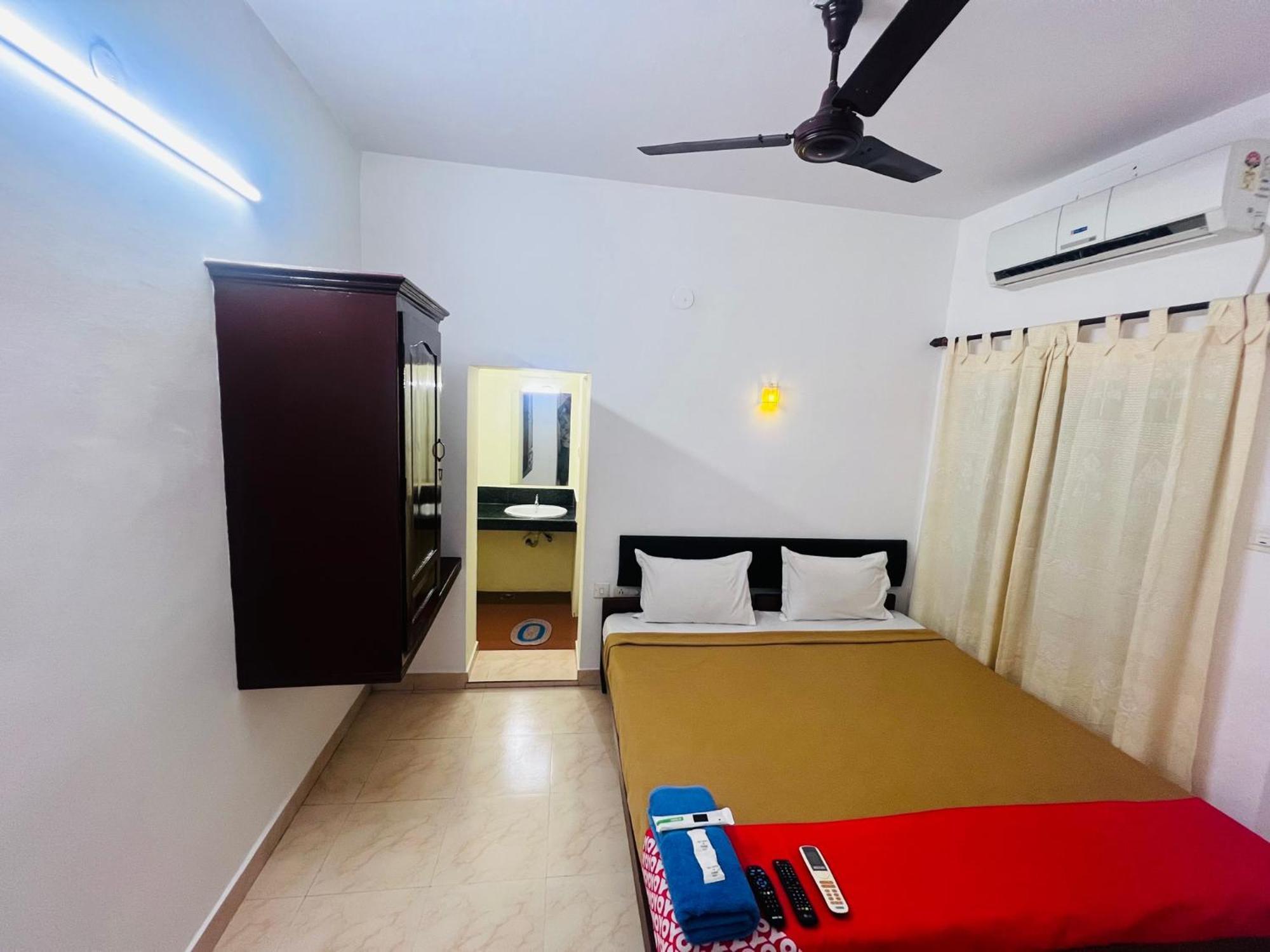 Hotel Sunday - Townhouse Club Airport Trivandrum Thiruvananthapuram Eksteriør billede